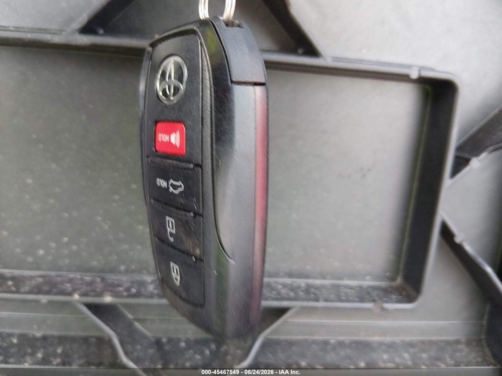 4T1DAACK7SU047079 2025 TOYOTA CAMRY photo no. 11