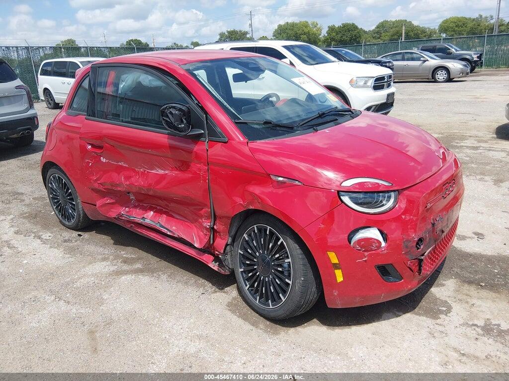 2024 FIAT 500E ZFAFFAA4XRX205739