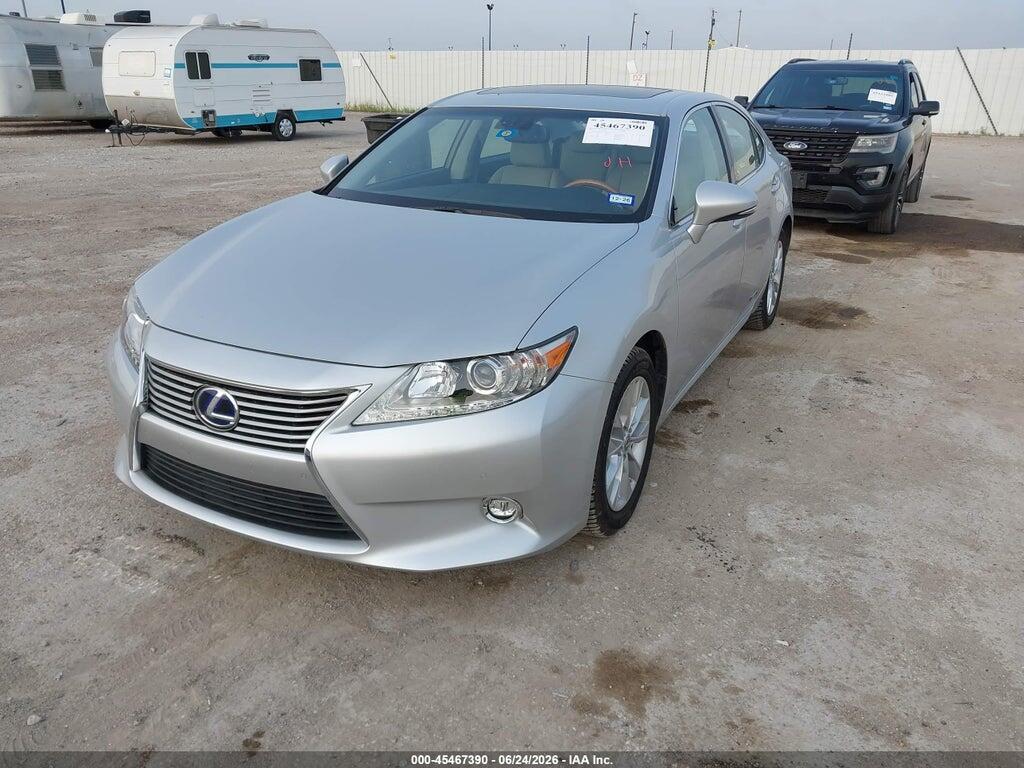 JTHBW1GG1E2047502 2014 LEXUS ES 300H photo no. 2