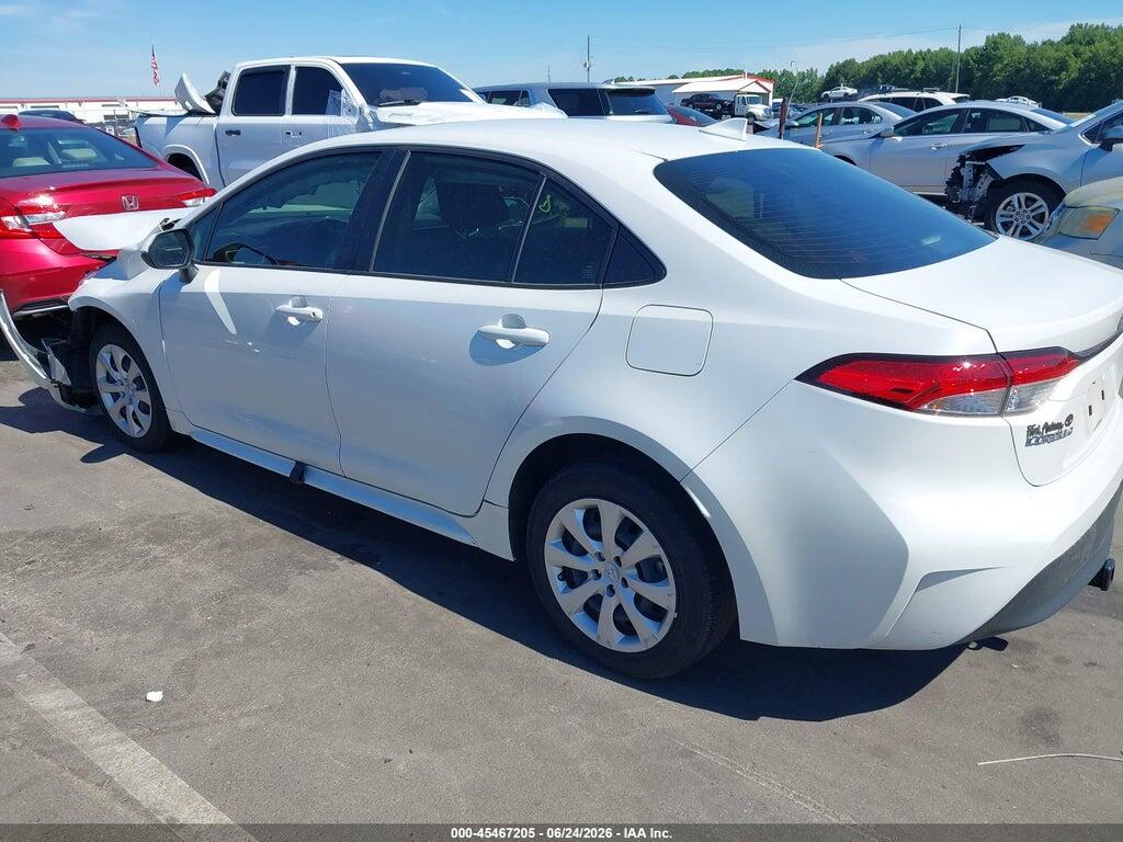 JTDBCMFE9R3059831 2024 TOYOTA COROLLA photo no. 3