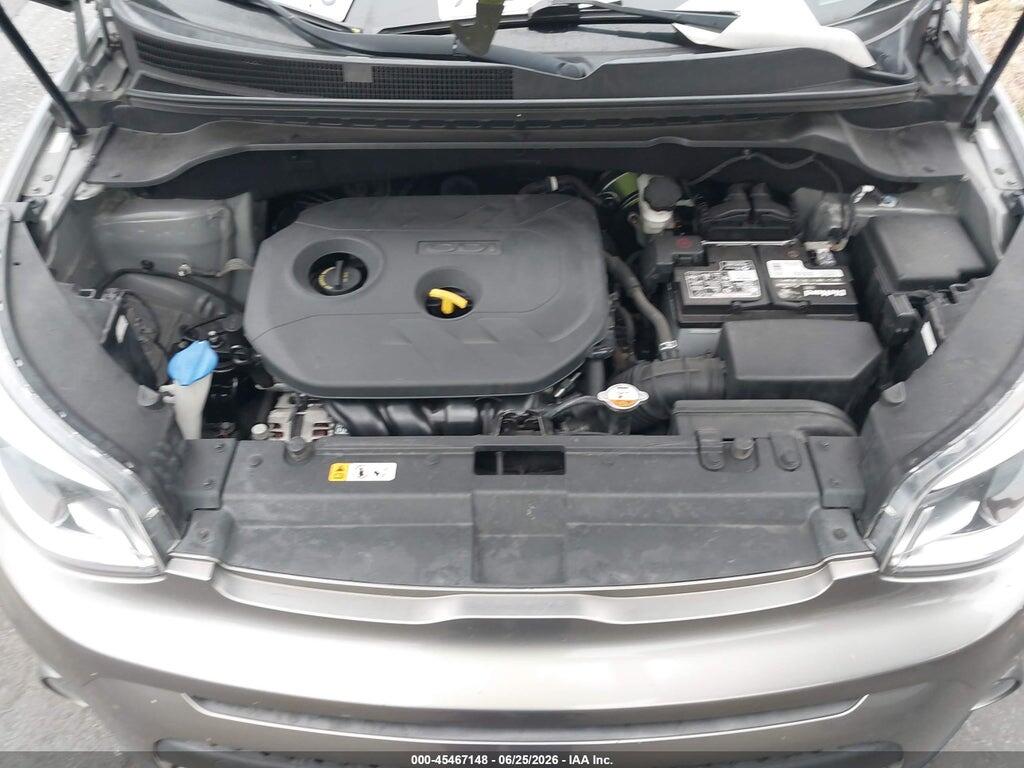 KNDJP3A55J7527715 2018 KIA SOUL photo no. 10