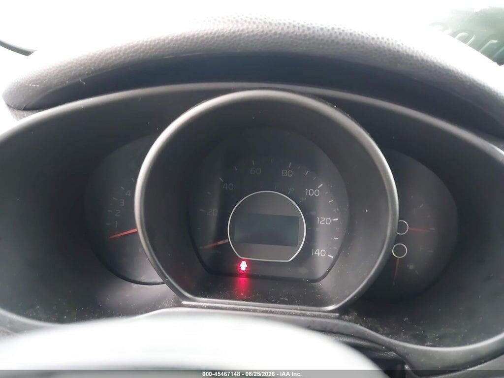 KNDJP3A55J7527715 2018 KIA SOUL photo no. 7