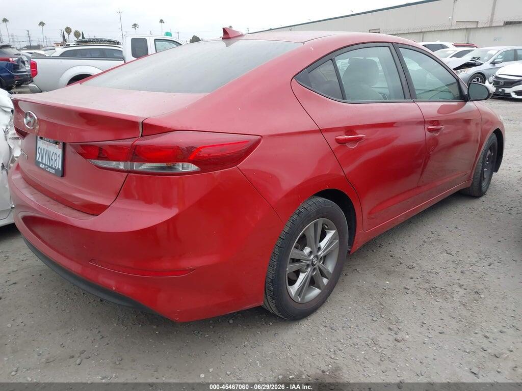 5NPD84LF0JH294652 2018 HYUNDAI ELANTRA photo no. 4