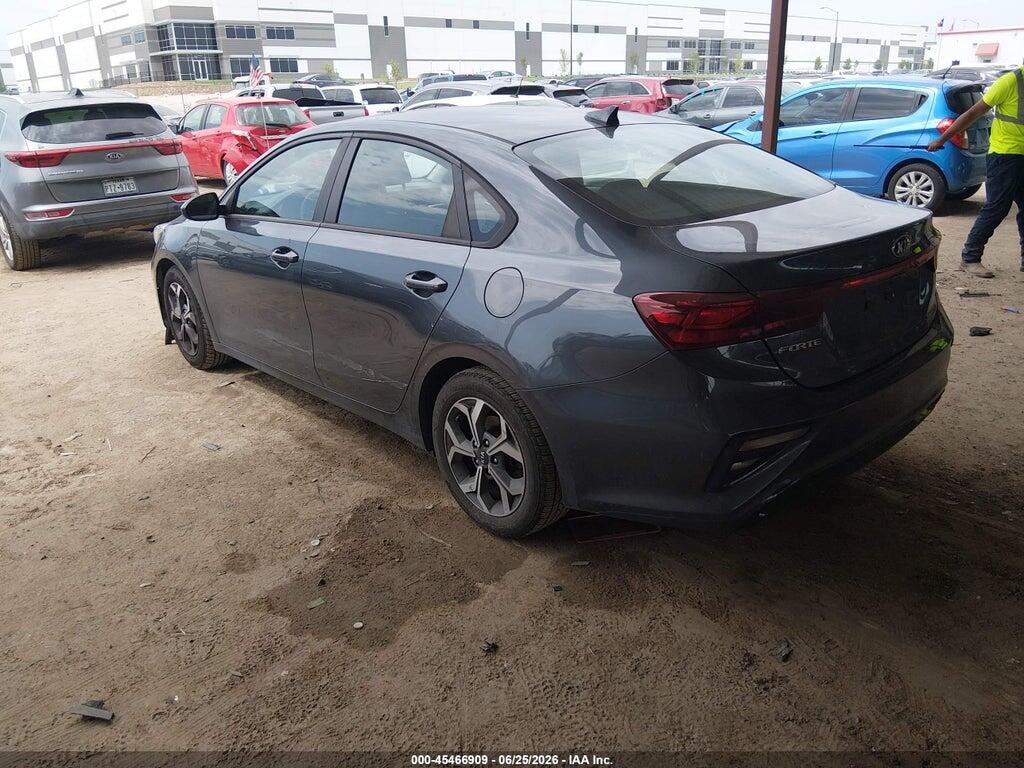 3KPF24AD6ME354552 2021 KIA FORTE photo no. 3