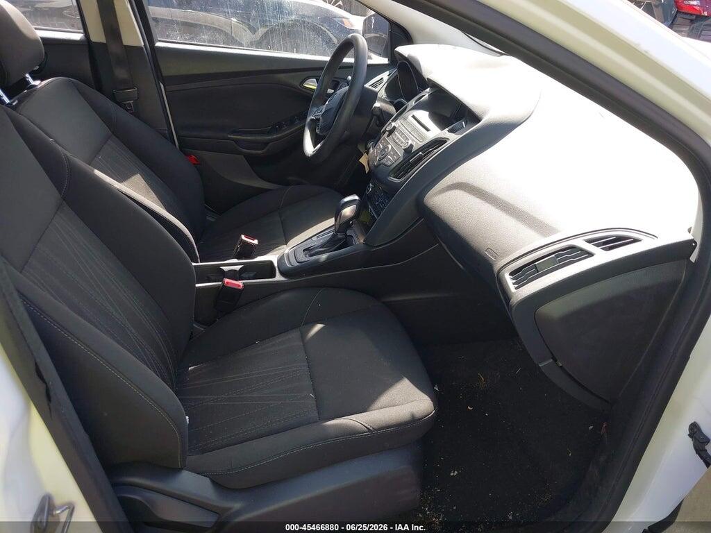 1FADP3F26GL375705 2016 FORD FOCUS photo no. 5