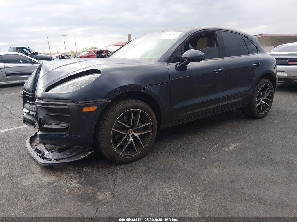 WP1AA2A57PLB02040 2023 PORSCHE MACAN photo no. 2