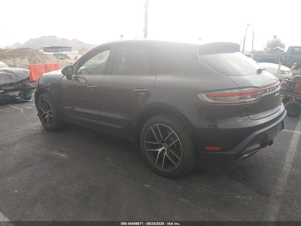 WP1AA2A57PLB02040 2023 PORSCHE MACAN photo no. 3