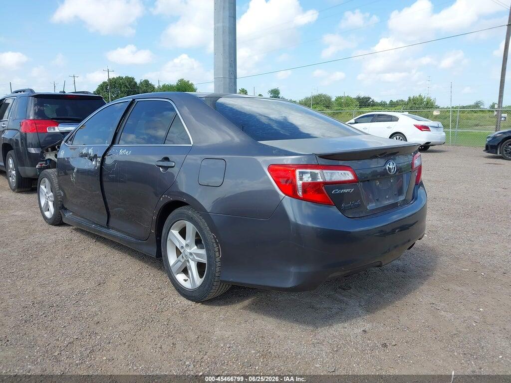 4T1BF1FK4EU388240 2014 TOYOTA CAMRY photo no. 3