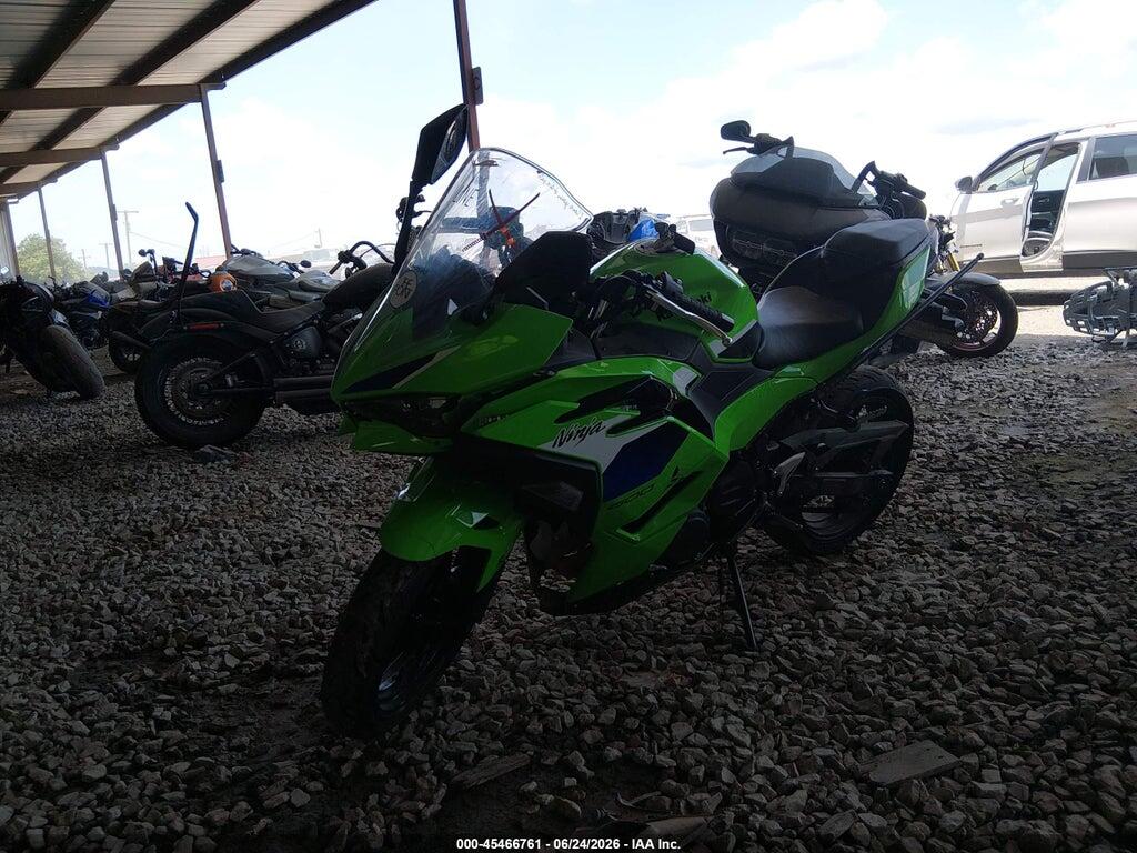 ML5EXGJ18TDA75718 2026 KAWASAKI EX500 photo no. 1