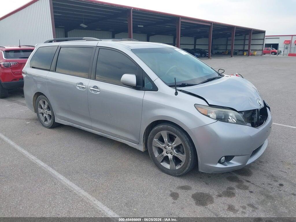 5TDXK3DC8DS328428 2013 TOYOTA SIENNA photo no. 1