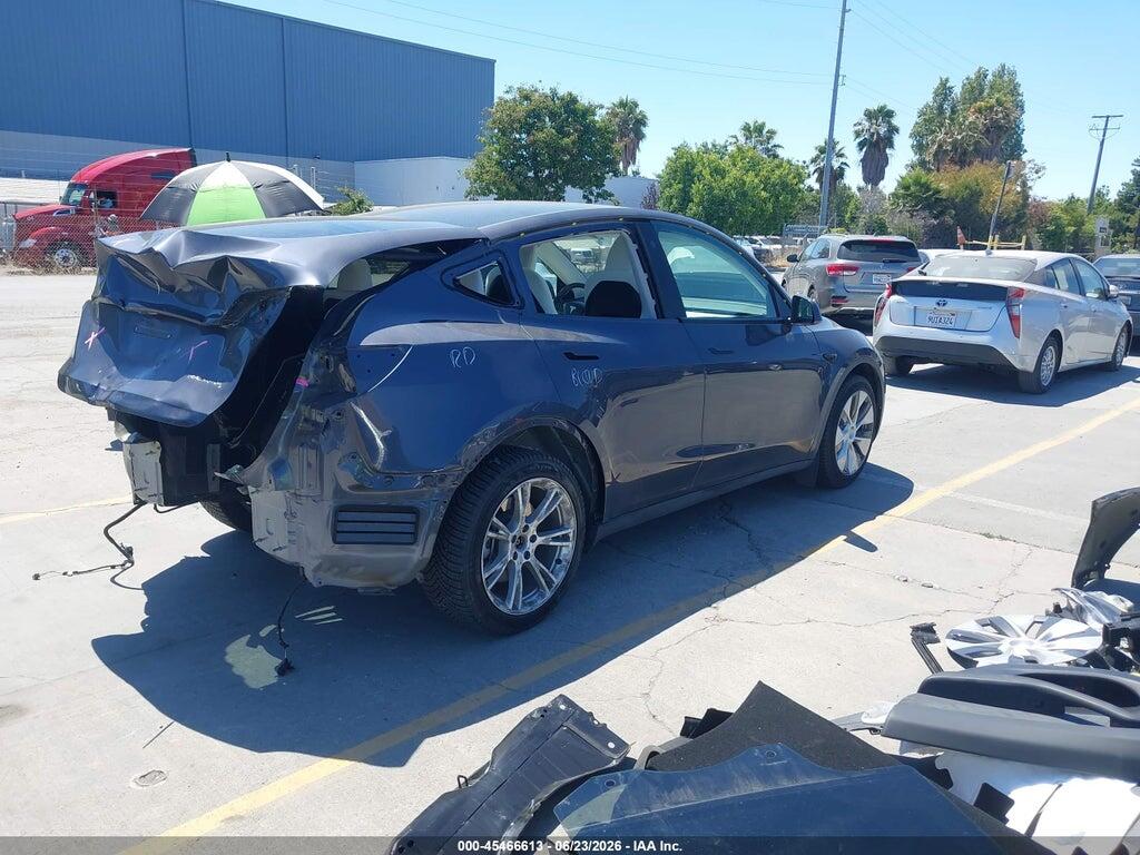 7SAYGDEE5PF690093 2023 TESLA MODEL Y photo no. 4