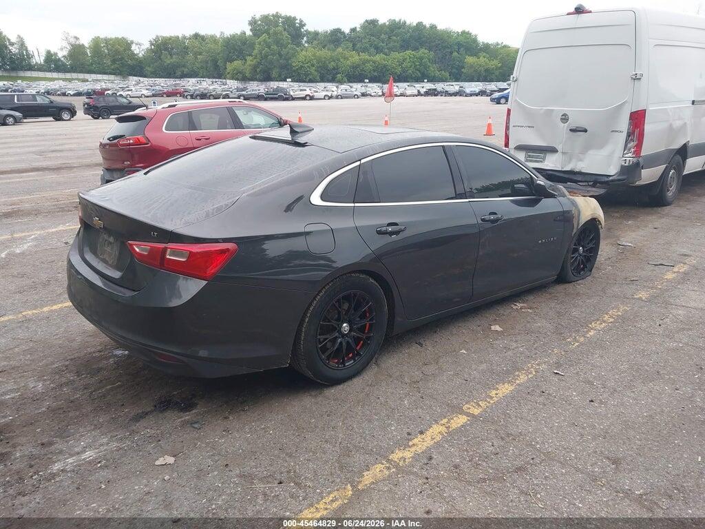 1G1ZD5ST2JF121586 2018 CHEVROLET MALIBU photo no. 4