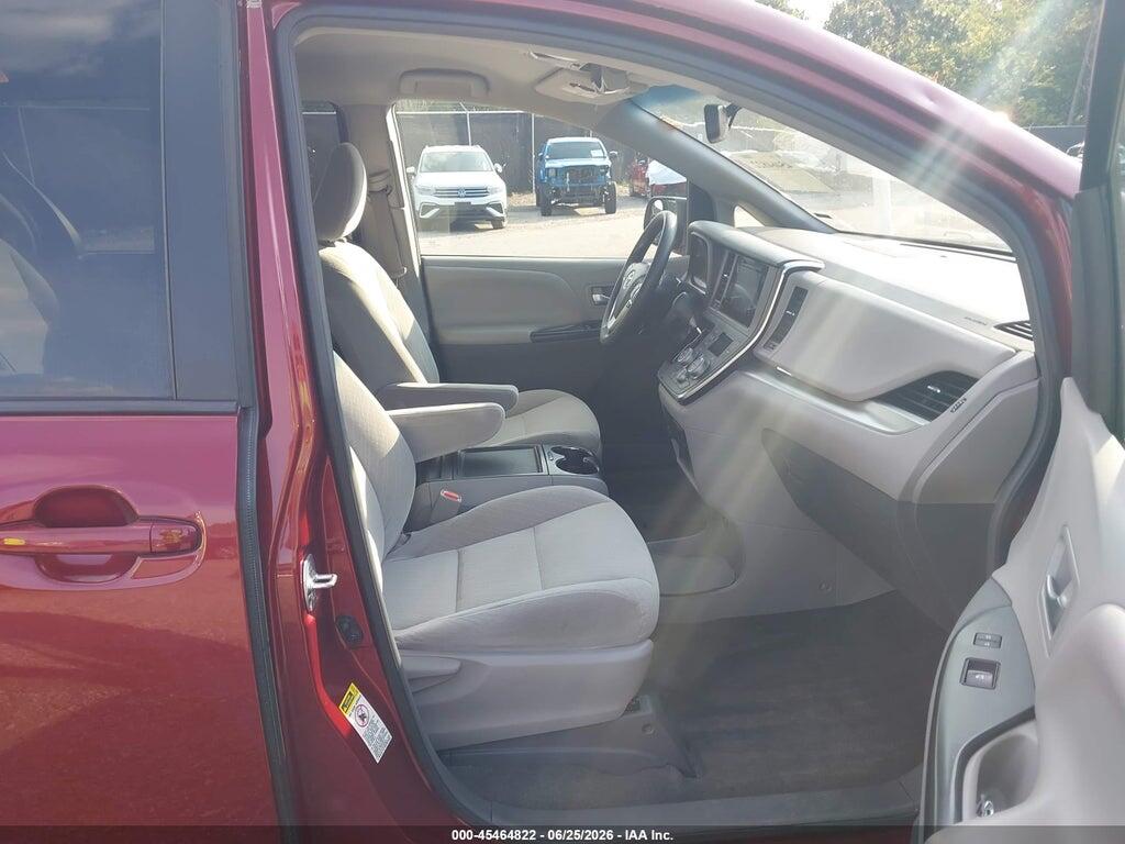 5TDKZ3DC3HS826905 2017 TOYOTA SIENNA photo no. 5