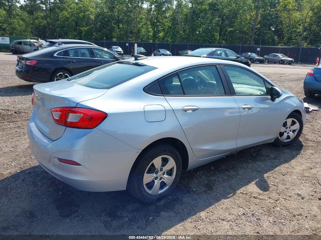 1G1BC5SM2J7201798 2018 CHEVROLET CRUZE photo no. 4