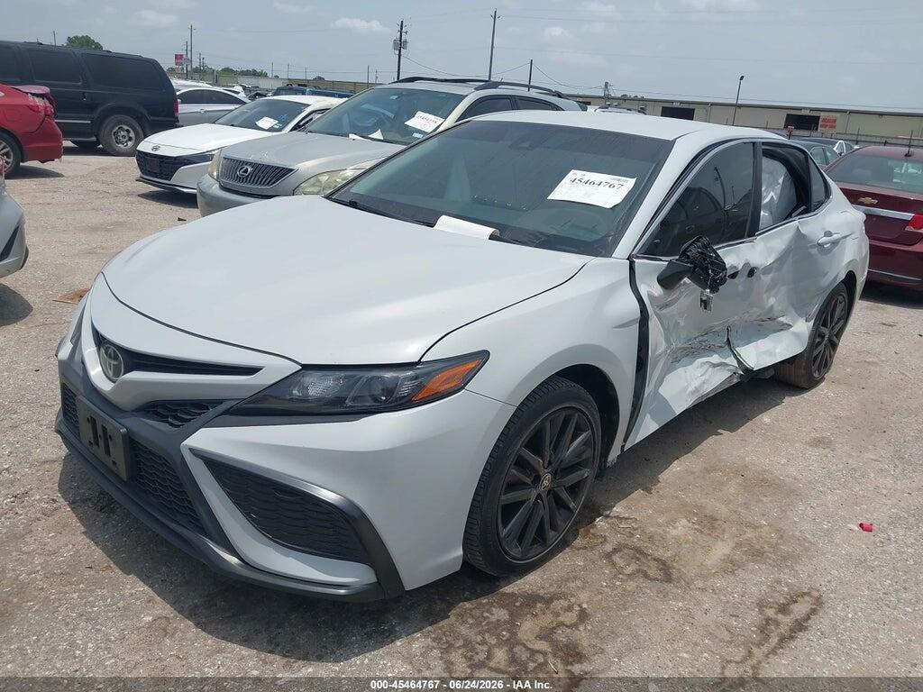 4T1G11AK7NU013955 2022 TOYOTA CAMRY photo no. 2