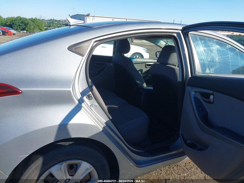KMHDH4AE3GU545748 2016 HYUNDAI ELANTRA photo no. 8