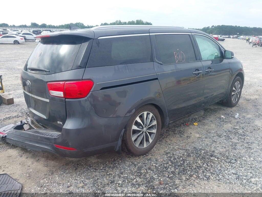 KNDMC5C14J6388827 2018 KIA SEDONA photo no. 4