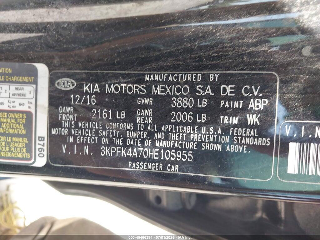 3KPFK4A70HE105955 2017 KIA FORTE photo no. 9