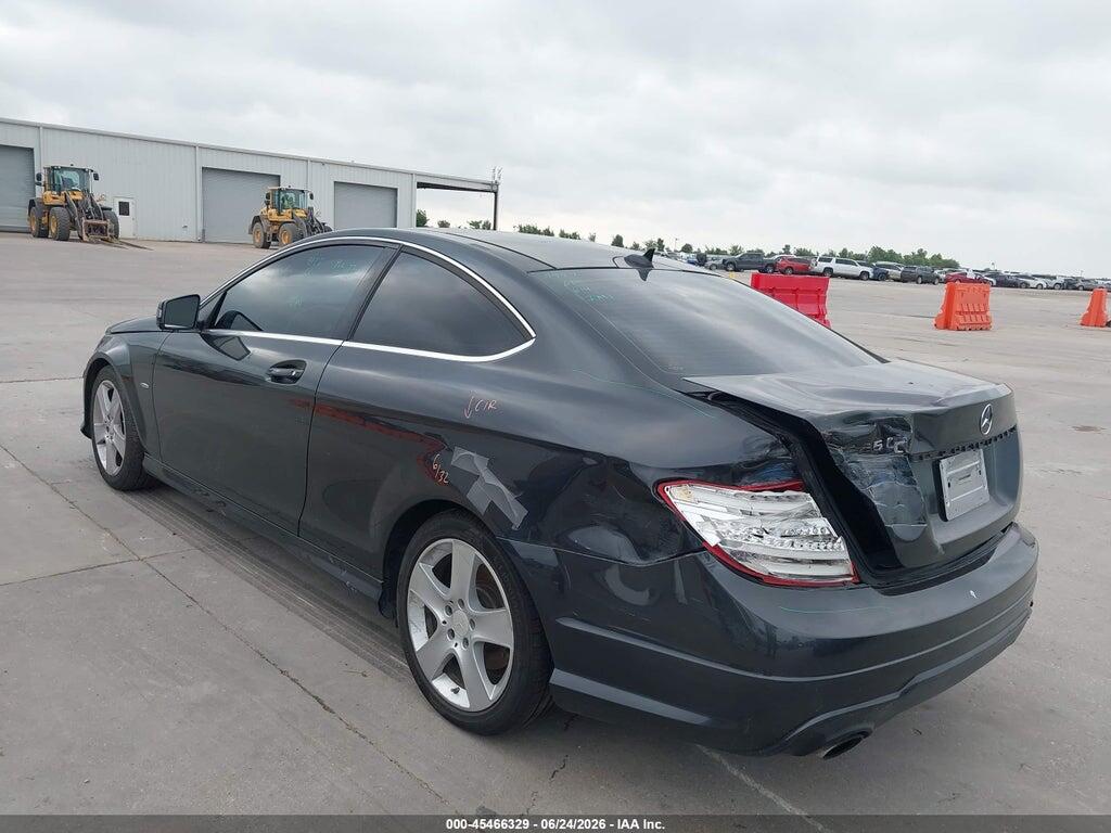 WDDGJ4HB6CF858024 2012 MERCEDES-BENZ C 250 photo no. 3