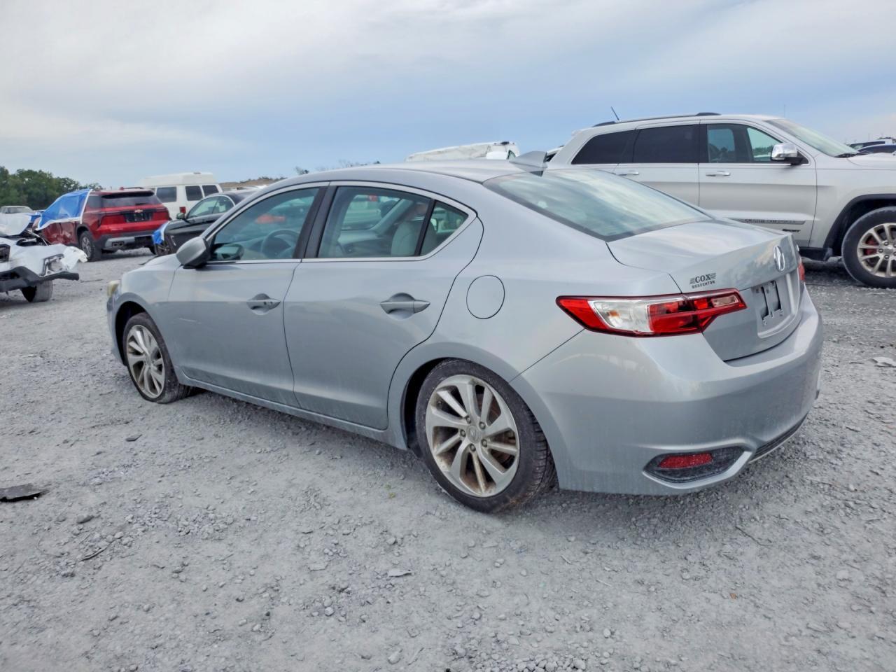 2017 ACURA ILX BASE WATCH PLUS — Фото 2 из 12