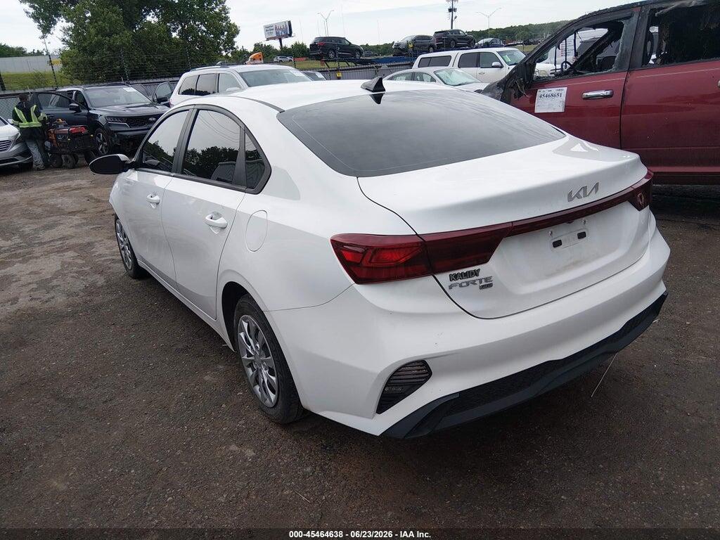3KPF24AD8PE633263 2023 KIA FORTE photo no. 3