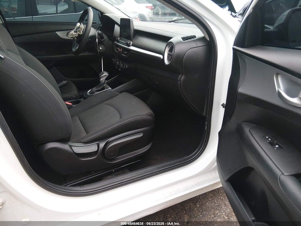 3KPF24AD8PE633263 2023 KIA FORTE photo no. 5
