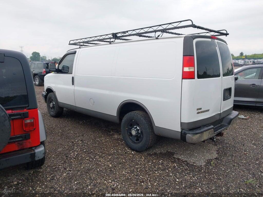 1GCWGFFA6B1133853 2011 CHEVROLET EXPRESS 2500 photo no. 3