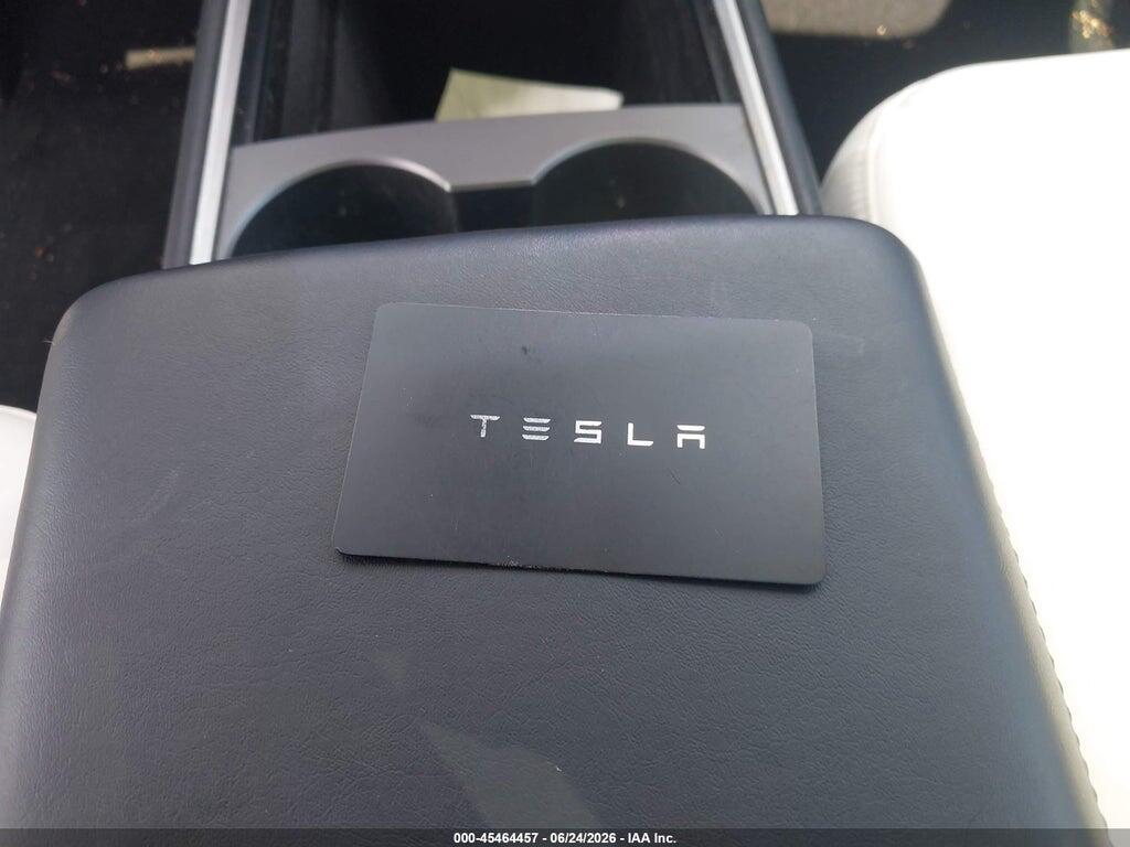 7SAYGDEE1NF368452 2022 TESLA MODEL Y photo no. 11
