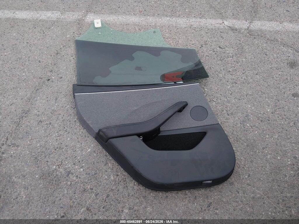 5YJ3E1EA4SF021430 2025 TESLA MODEL 3 photo no. 12