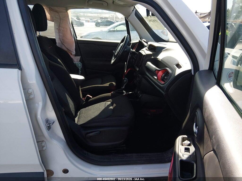 ZACCJBCB8JPH65097 2018 JEEP RENEGADE photo no. 5