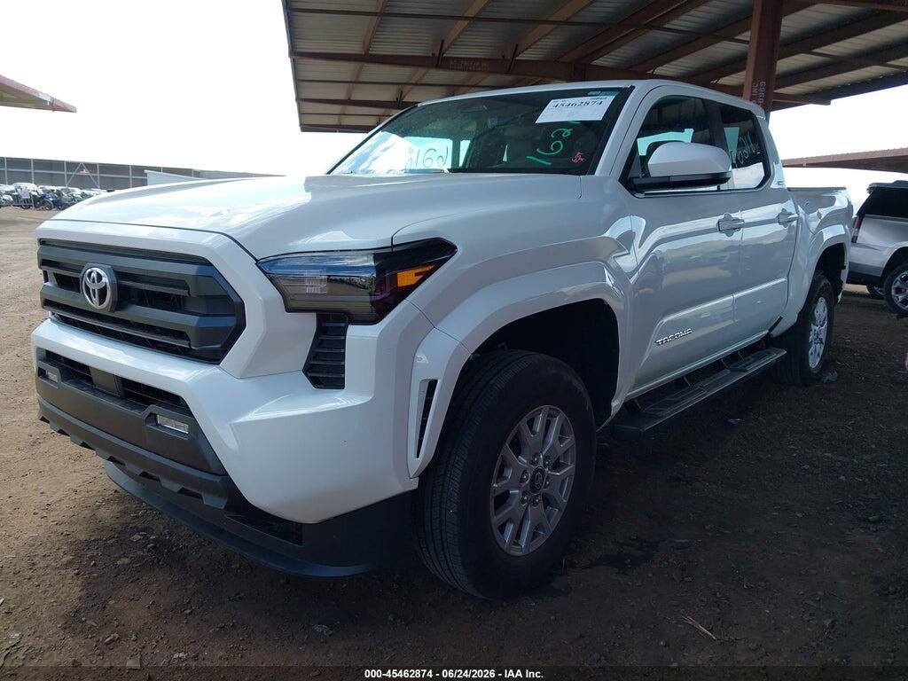 3TMLB5JN8TM268262 2026 TOYOTA TACOMA photo no. 2