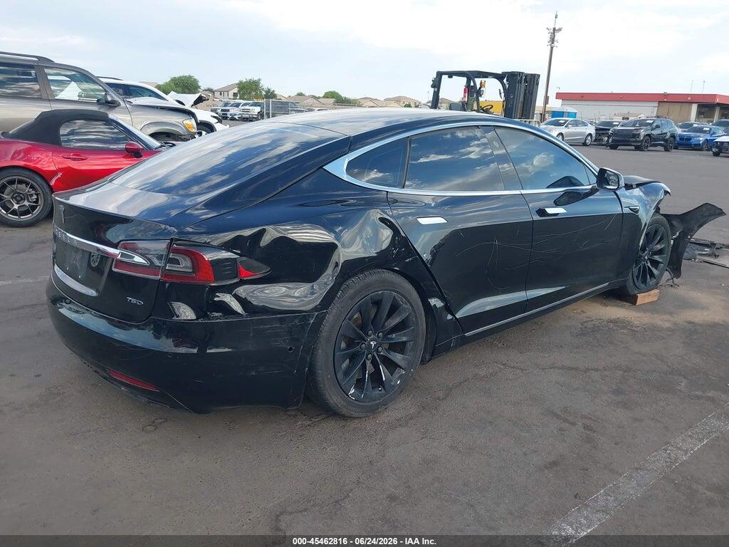 5YJSA1E26JF300117 2018 TESLA MODEL S photo no. 4