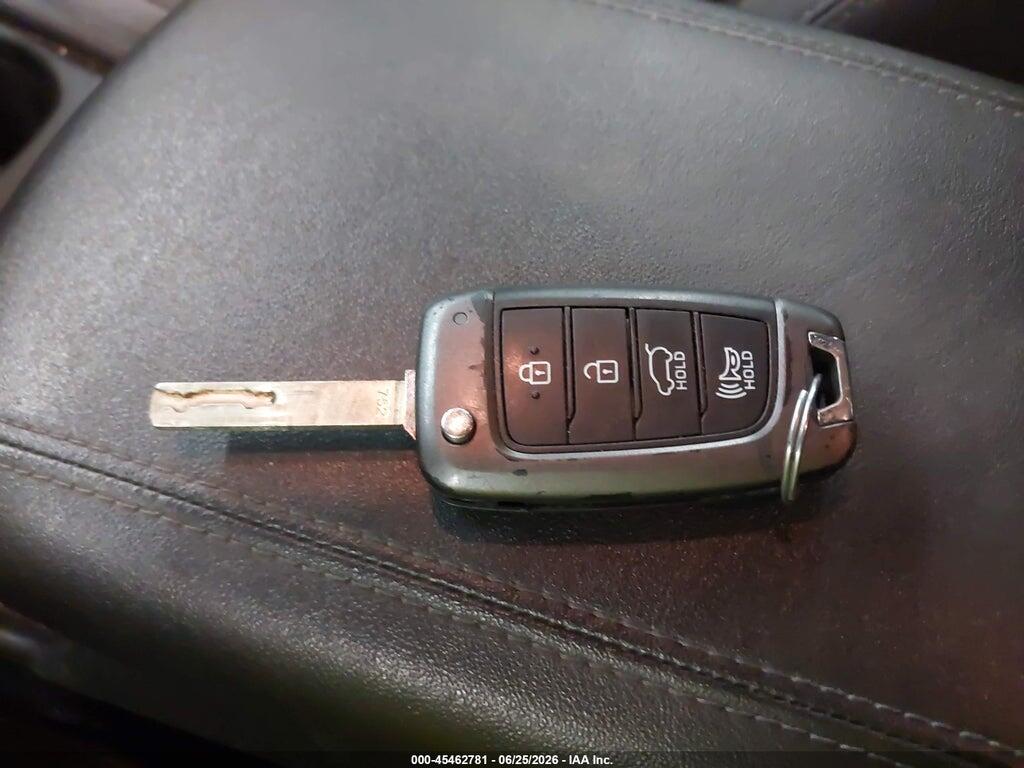 5NMS2CAD2KH122724 2019 HYUNDAI SANTA FE photo no. 11