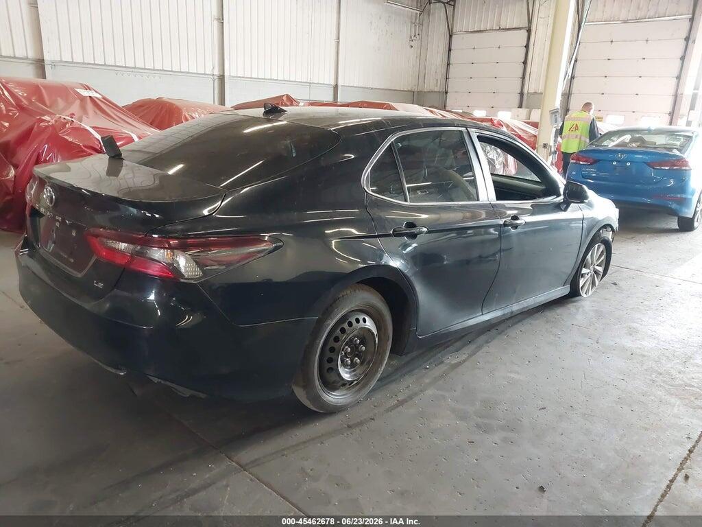 4T1C11AK2NU694573 2022 TOYOTA CAMRY photo no. 4