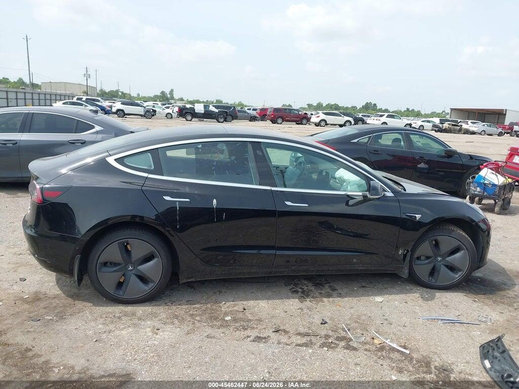 5YJ3E1EA3JF123011 2018 TESLA MODEL 3 photo no. 11