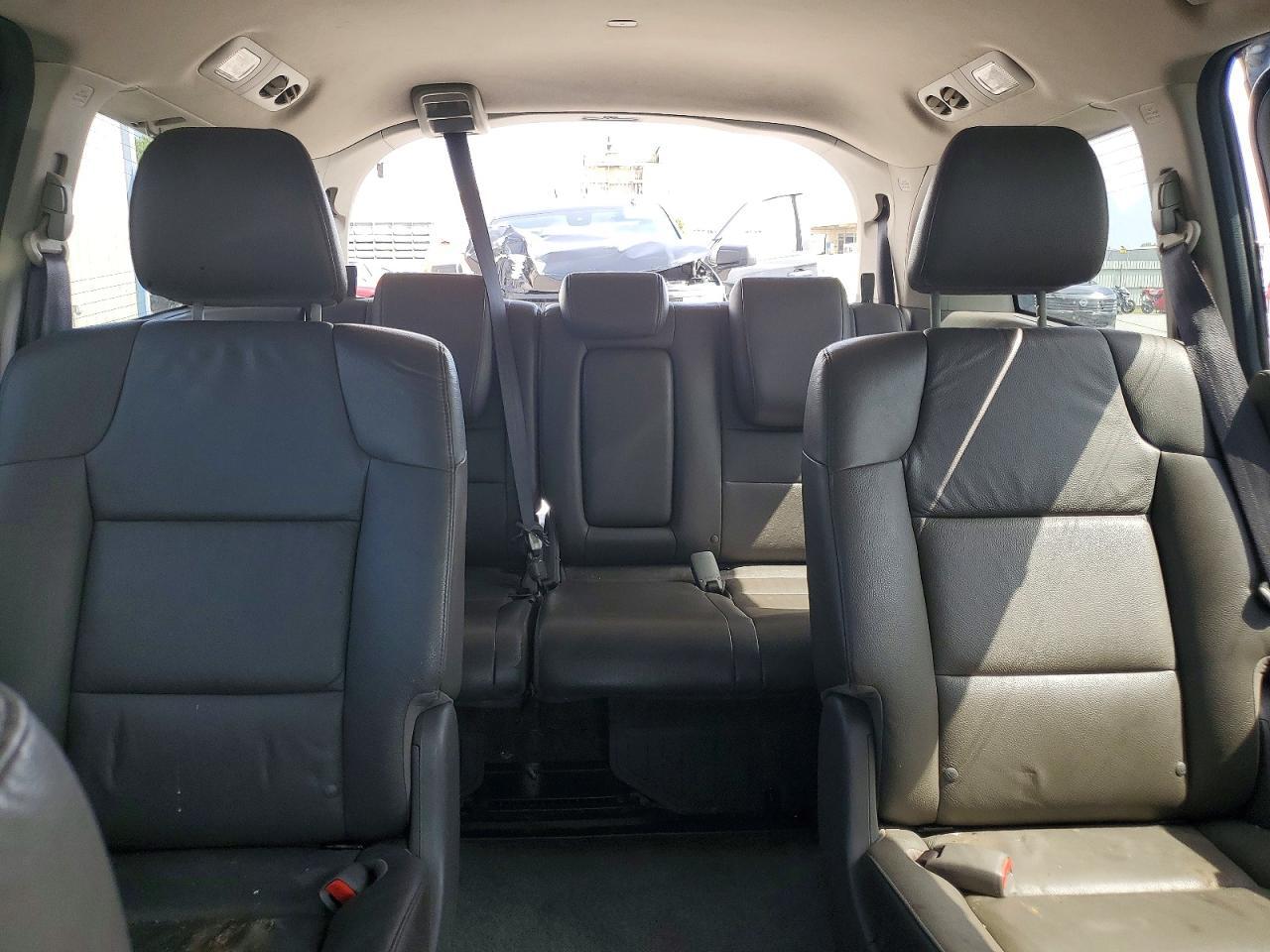 2012 HONDA ODYSSEY TOURING — Фото 10 из 13