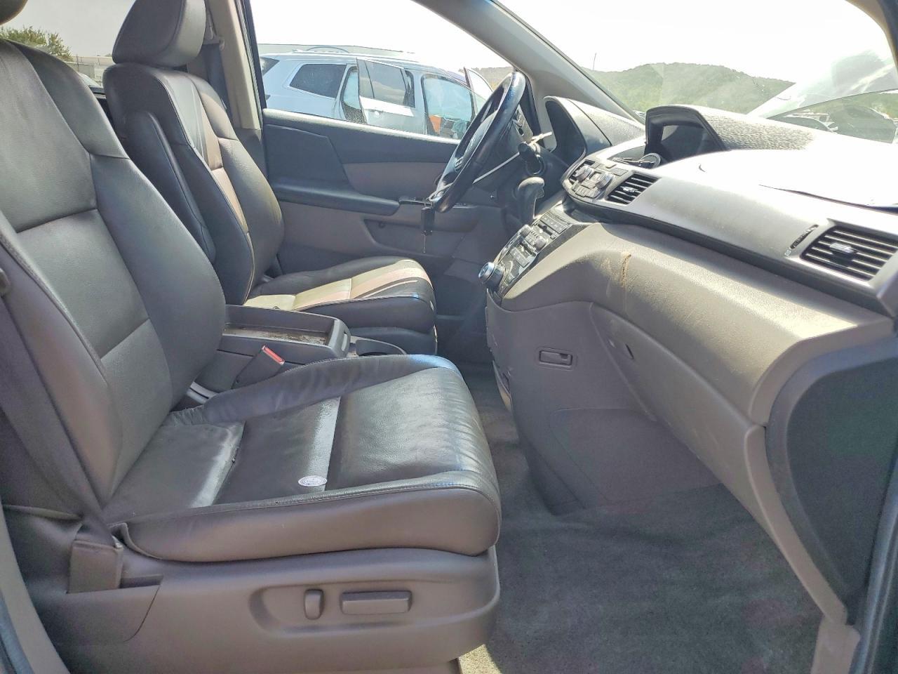 2012 HONDA ODYSSEY TOURING — Фото 7 из 13