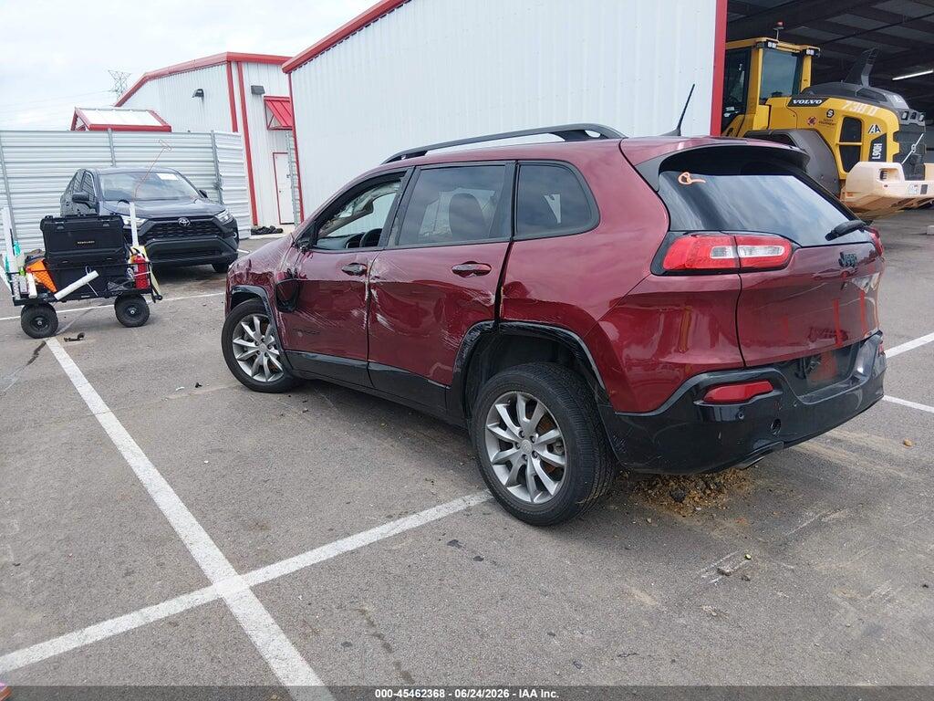 1C4PJLCB6JD612188 2018 JEEP CHEROKEE photo no. 3