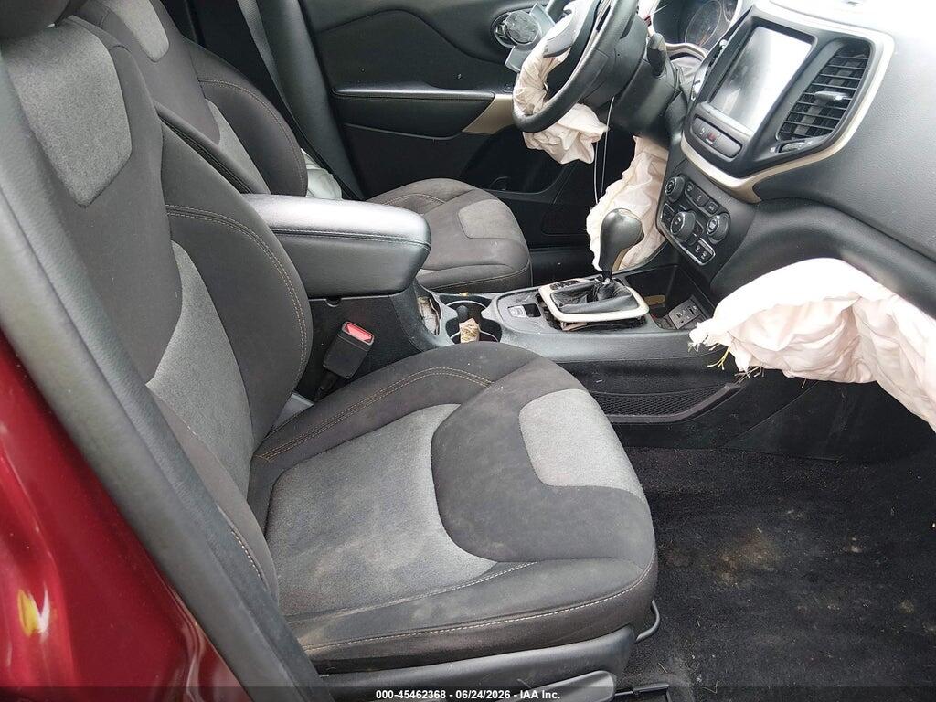 1C4PJLCB6JD612188 2018 JEEP CHEROKEE photo no. 5