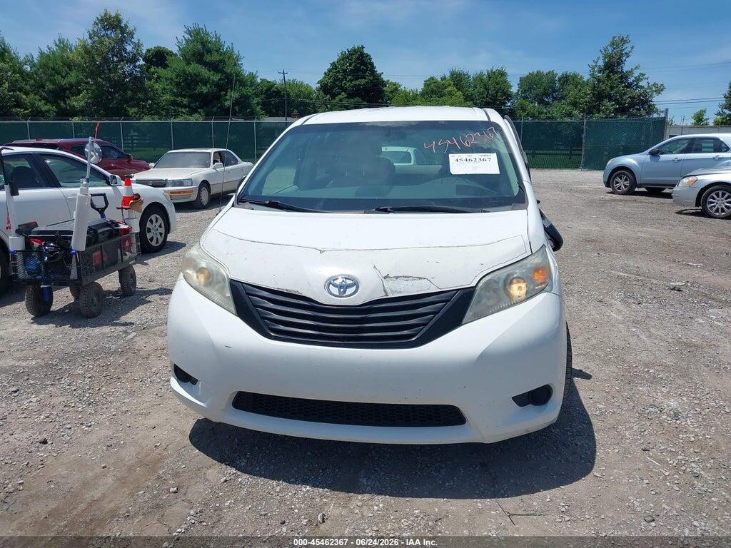 5TDZK3DC8CS178876 2012 TOYOTA SIENNA photo no. 12