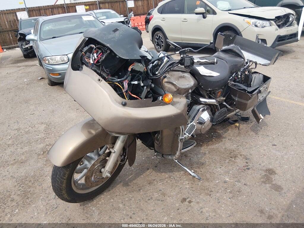 1HD1FSW144Y616062 2004 HARLEY-DAVIDSON FLTRI photo no. 2