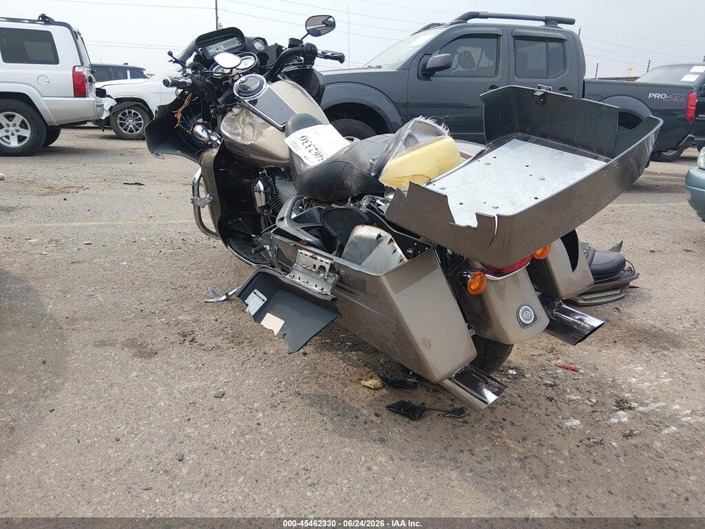 1HD1FSW144Y616062 2004 HARLEY-DAVIDSON FLTRI photo no. 3