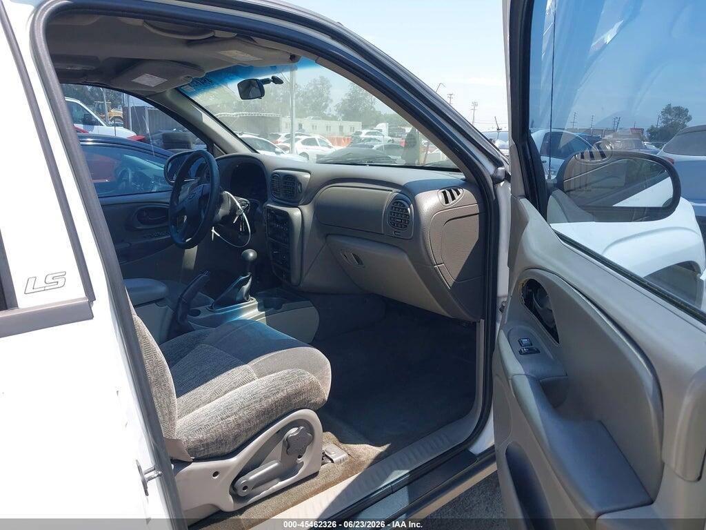 1GNDS13S522359549 2002 CHEVROLET TRAILBLAZER photo no. 5