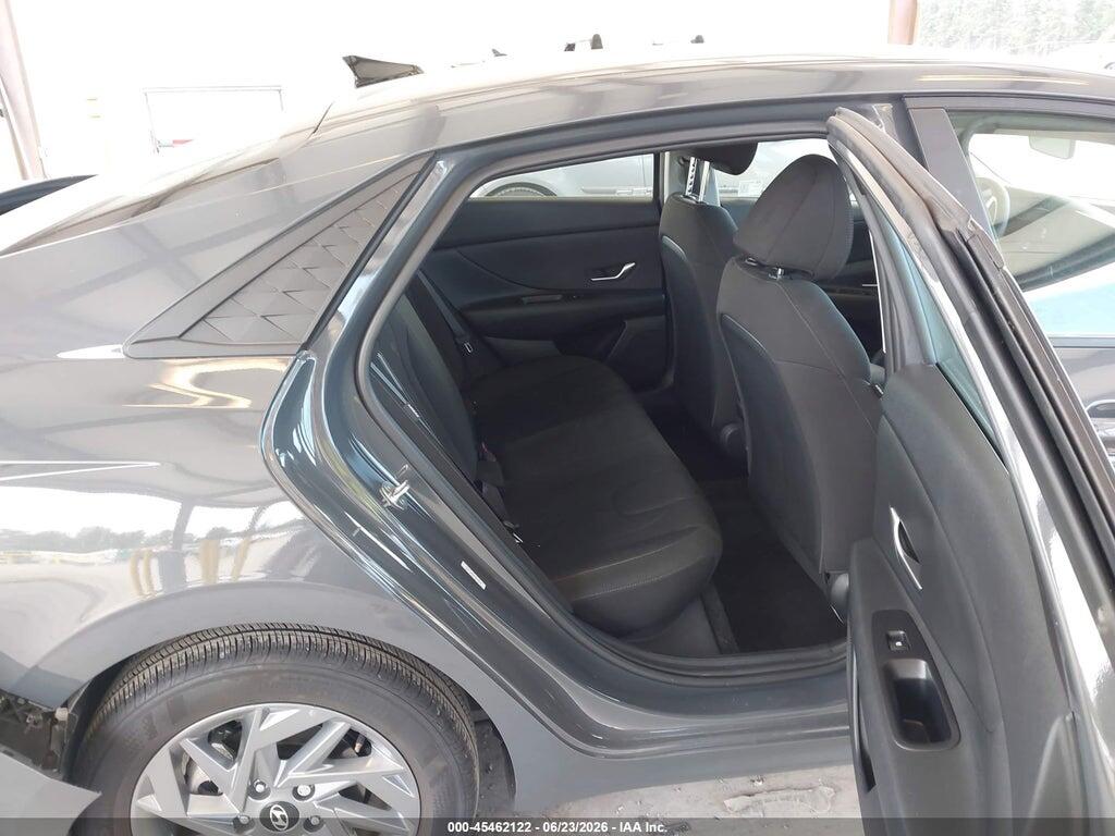 KMHLM4DG0RU834870 2024 HYUNDAI ELANTRA photo no. 8