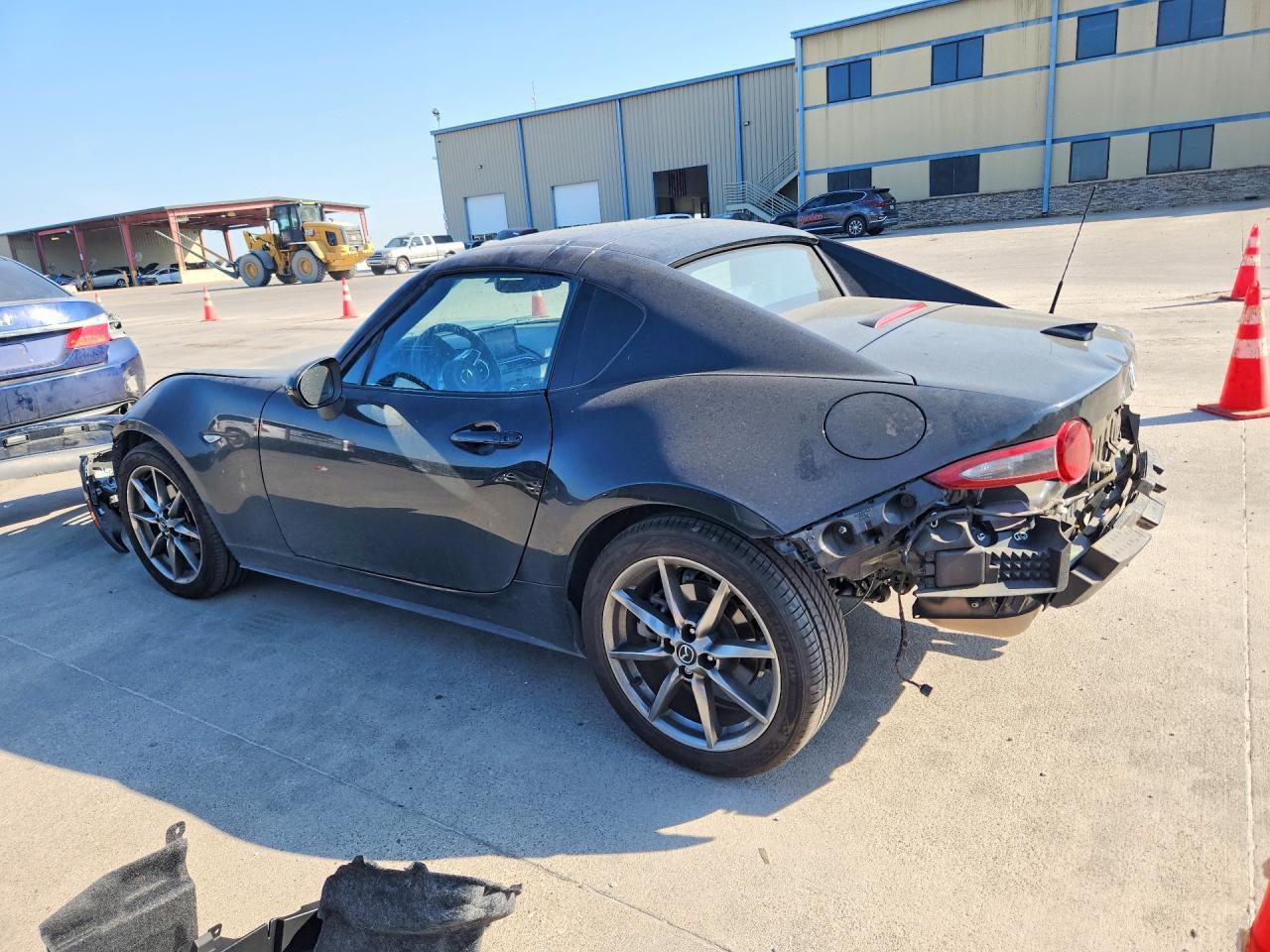 2022 MAZDA MX-5 MIATA GRAND TOURING — Фото 2 из 13