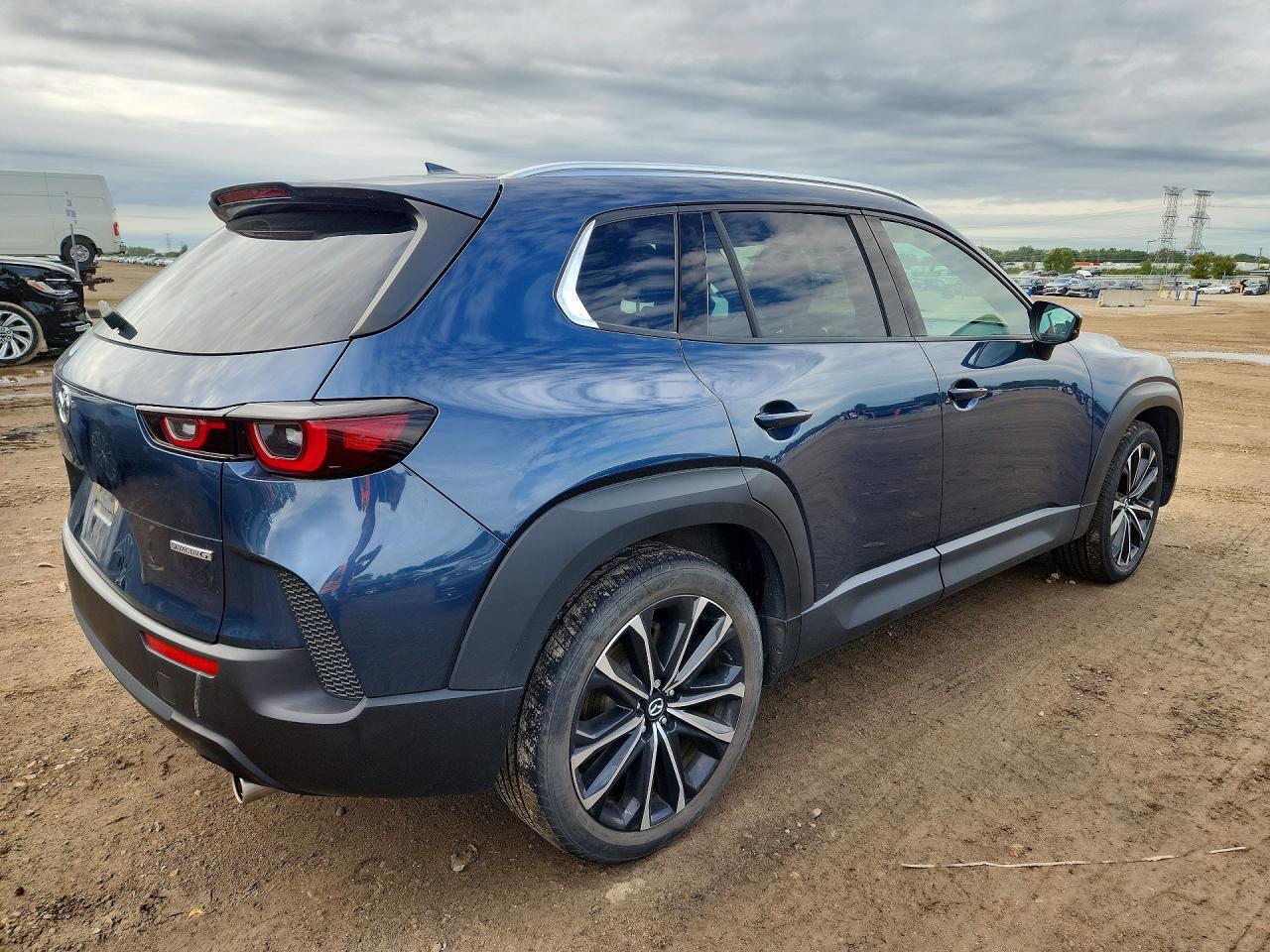 2023 MAZDA CX-50 PREMIUM PLUS — Фото 3 из 12