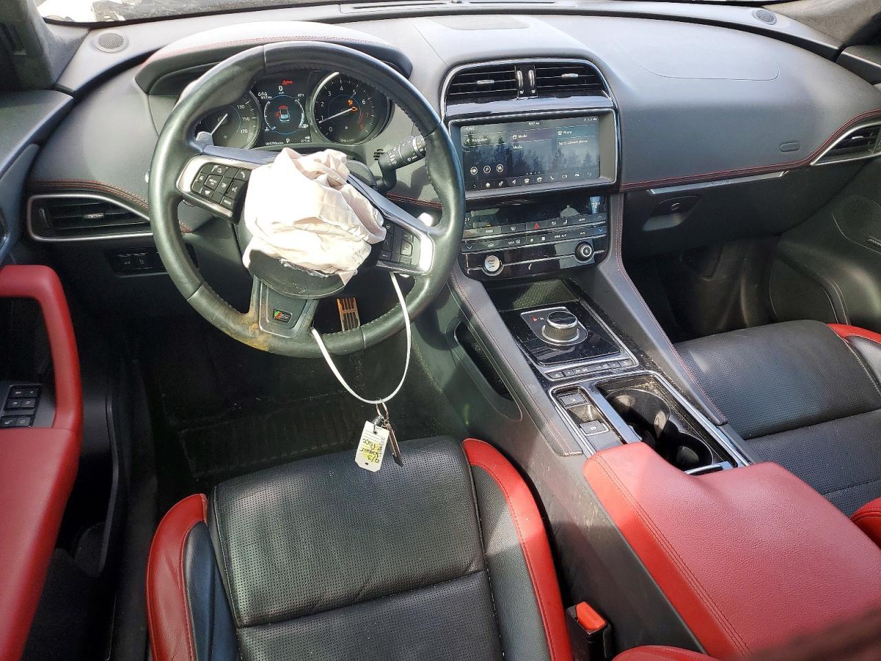 2019 JAGUAR F-PACE S — Фото 8 из 14