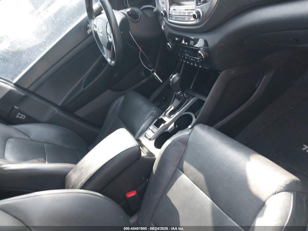 KM8J33A44HU539249 2017 HYUNDAI TUCSON photo no. 5