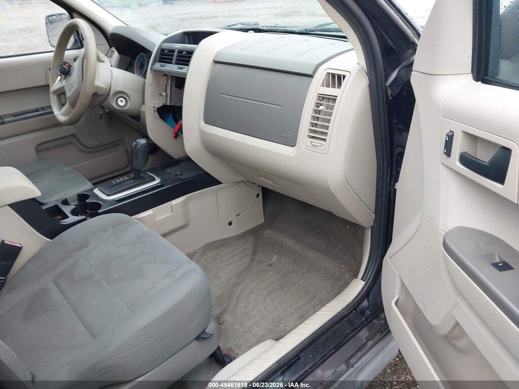 1FMCU0C73AKD16939 2010 FORD ESCAPE photo no. 5