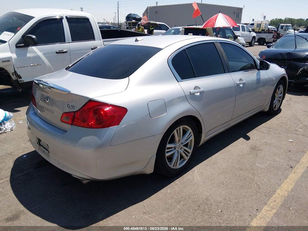 JN1CV6AP9FM503561 2015 INFINITI Q40 photo no. 4